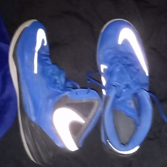 Nike hightops - Picture 2 of 4